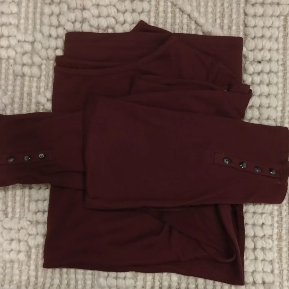 GAP Favorite Tee Bundle! - Picture 4 of 11